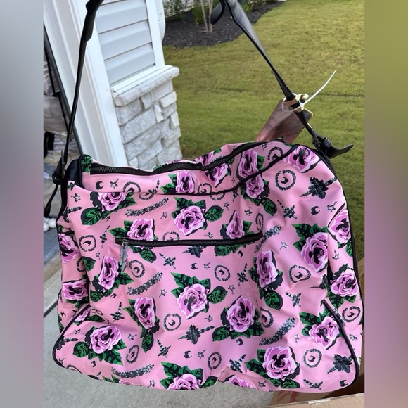 NEVER USED BETSEY JOHNSON WEEKENDER TRAVEL BAG - Picture 3 of 6